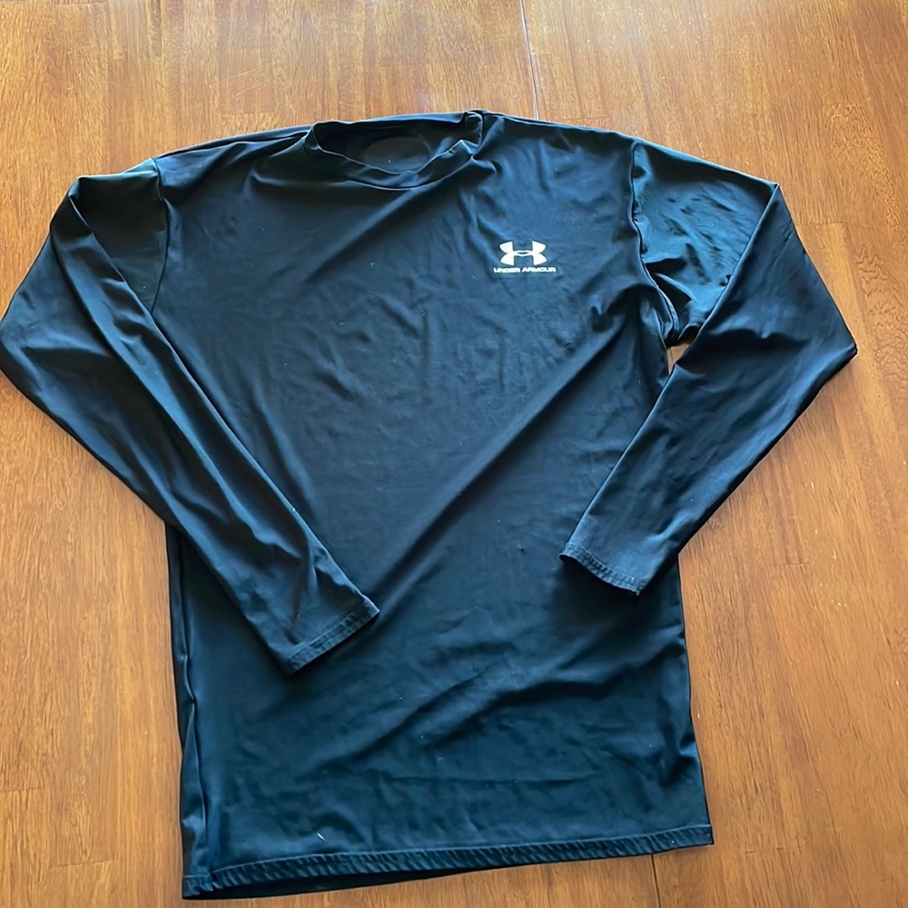 Men’s under Armour long sleeve extra large in good condition
